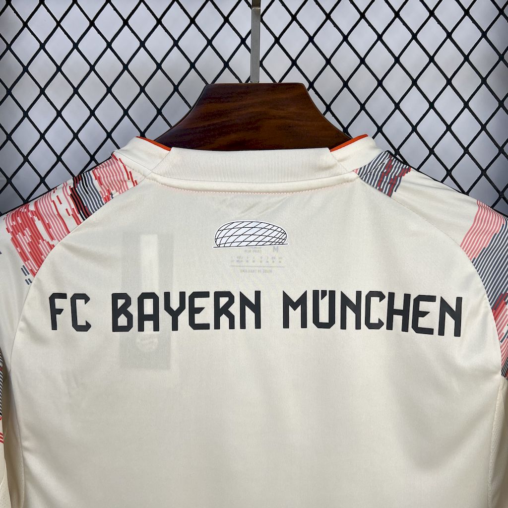 Bayern Munich 25/26 Away Shirt